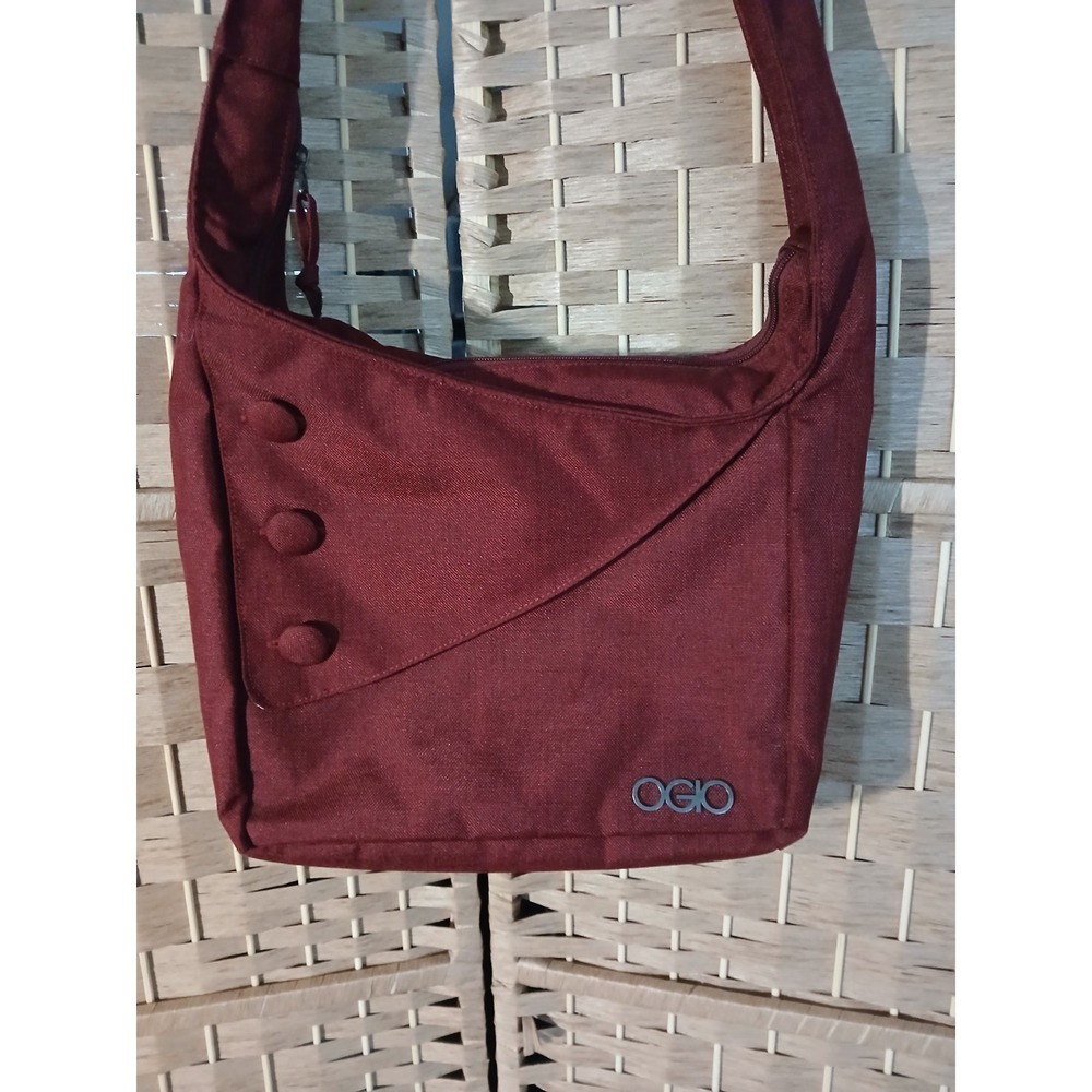 Ogio Brooklyn Padded Crossbody Tablet Purse In Burgundy